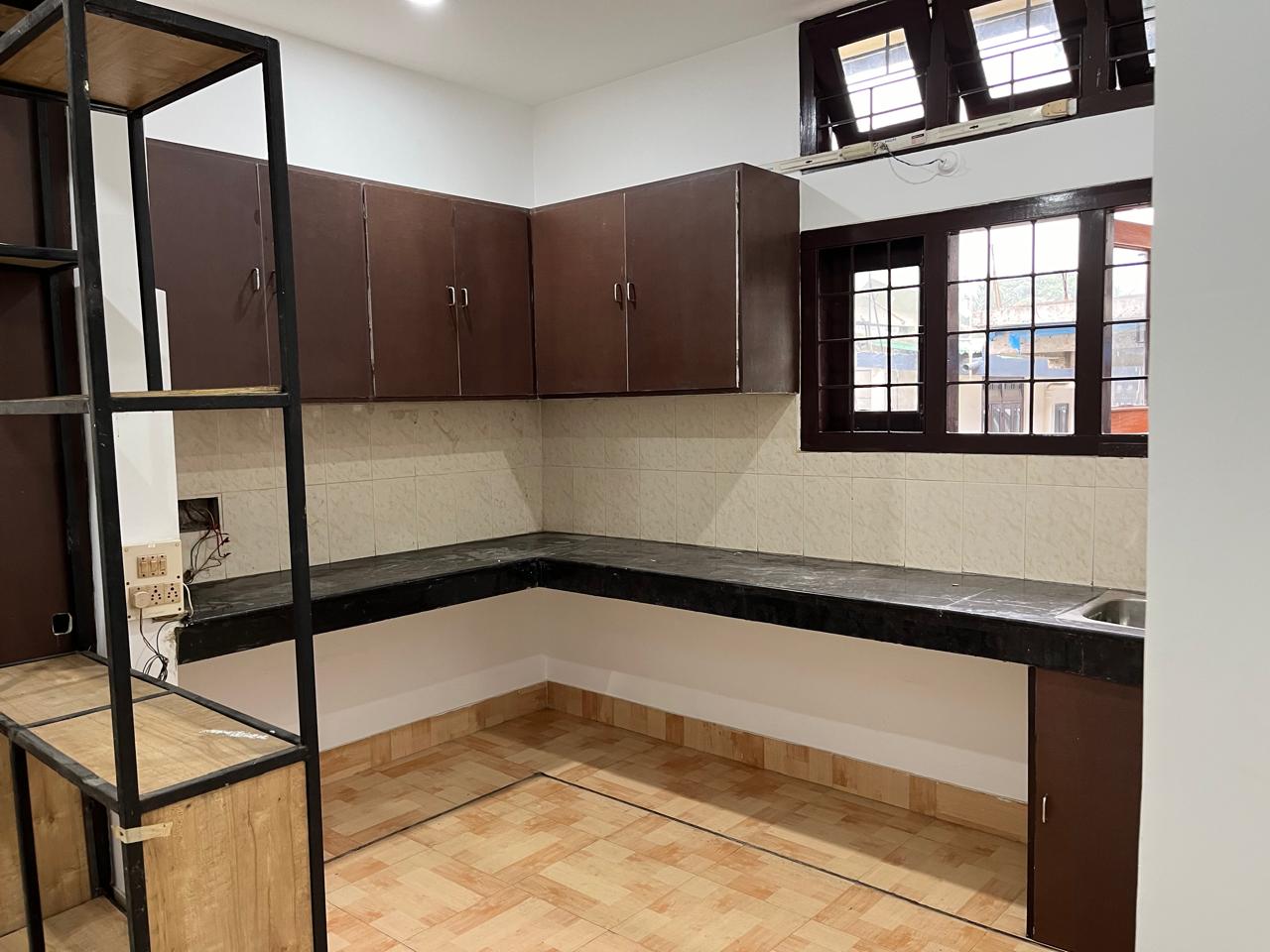 Semi Furnished 4bhk in RG Baruah Road, Zoo Tiniali, Guwahati, Assam, India for Rent